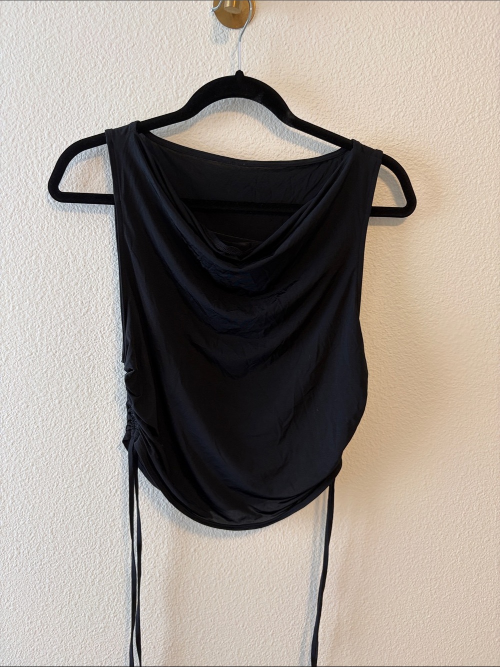 Alo Black Draped Sleeveless Top - Classic Women's Top